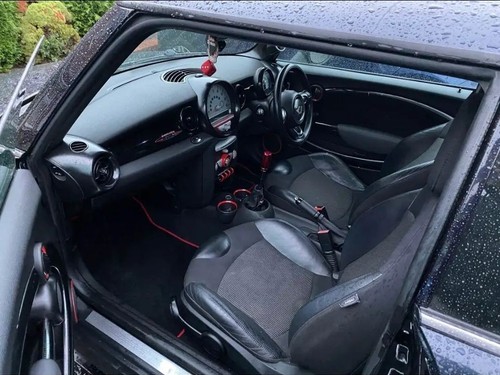 R56 cooper black half - cooper, s