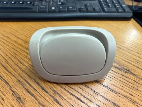 Fiat 500 passenger side seat - side,
