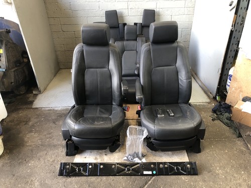 Discovery seats leather - seats,